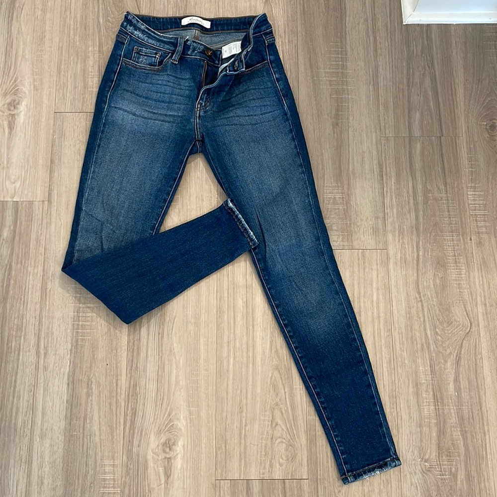 KanCan Signature Jeans